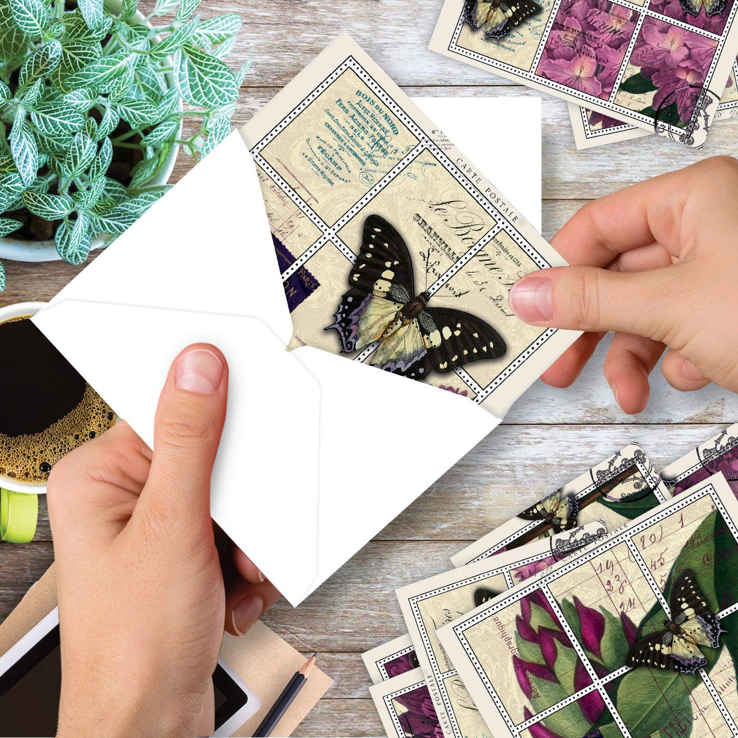 The Best Card Company - 10 Retro Blank Cards with Envelopes (4 x 5.12 Inch) - Artistic Boxed Assortment, Vintage Note Cards - Parisian Postcards M2355OCB